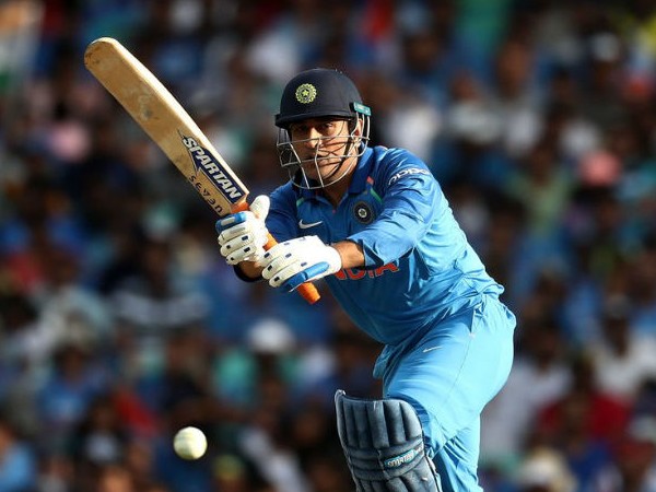 ధోనీకి మాత్రమే సాధ్యం..