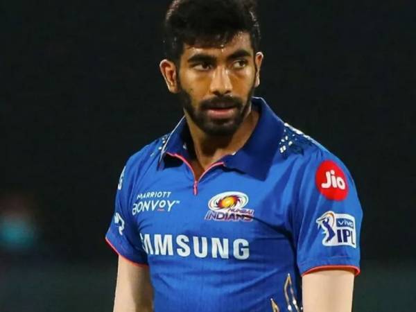 బౌలింగ్‌లో బుమ్రా ఒక్కడే..