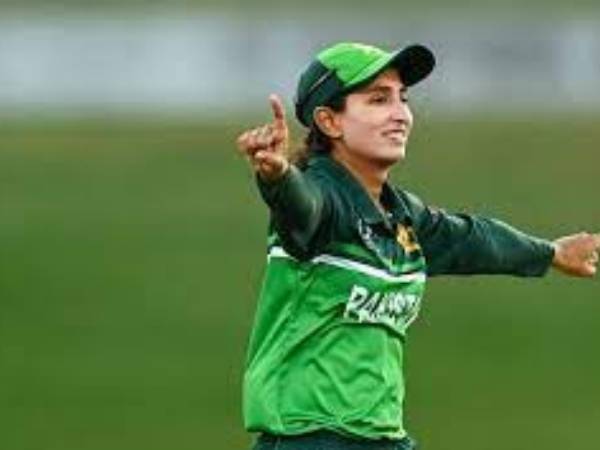  సెమీస్ ఆశలు గల్లంతు..