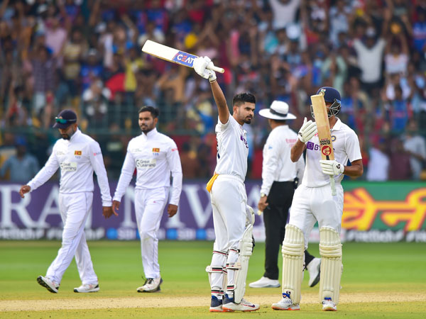 తొలి రోజే 16 వికెట్లు.. రికార్డు.. తొలి రోజే 16 వికెట్లు.. రికార్డు..