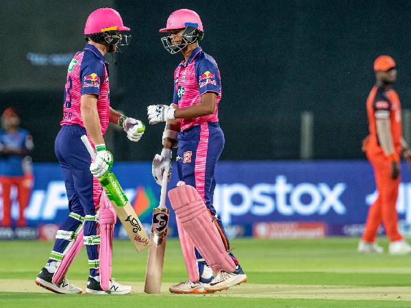  చెలరేగిన రాయల్స్ బ్యాటర్లు..