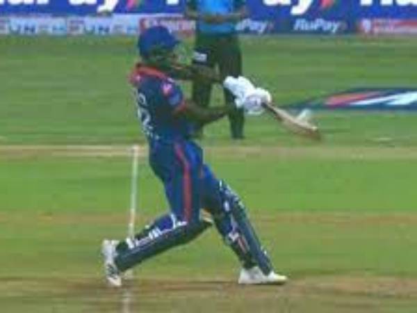 మెక్‌కాయ్ నోబాల్.. రిషభ్ పంత్ లొల్లి..