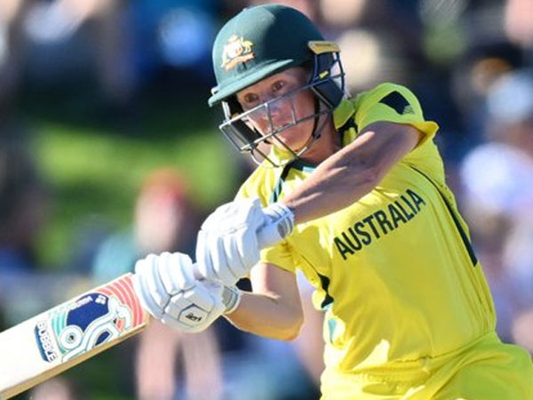 బ్యాక్ అండ్ బ్యాక్ సెంచరీలు..