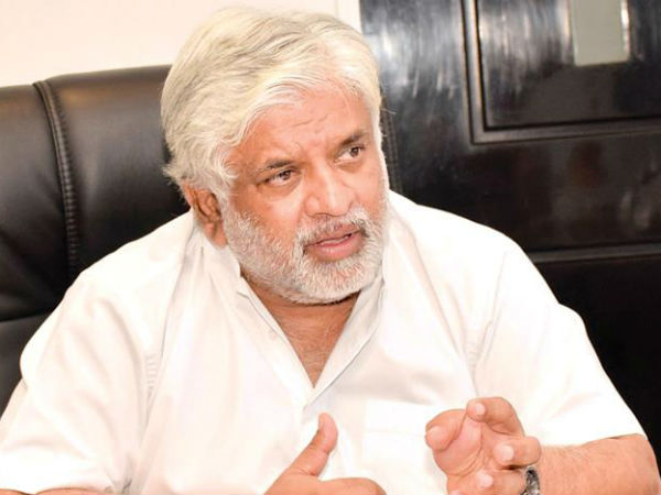 దేశాధ్య‌క్షుడు రాజీనామా చేయాల‌ని డిమాండ్‌