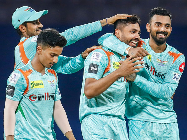 లక్నో బౌలర్లు సూపర్