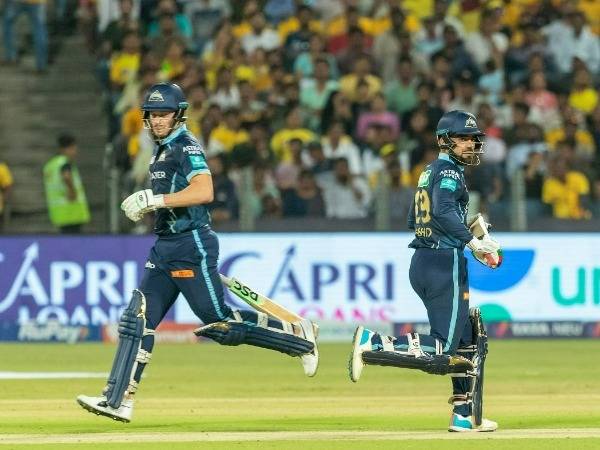 రషీద్ ఖాన్ భారీ షాట్స్..