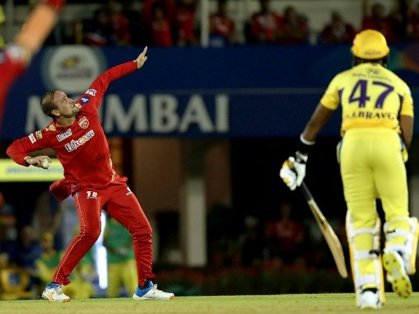 తొలి మూడు మ్యాచ్‌ల్లో ఓడటం..