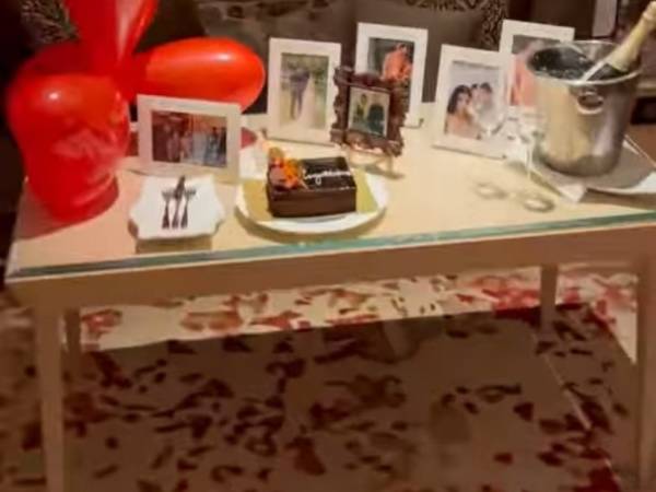 Glenn Maxwell has joined with RCB and grand welcome arranged by the team at the hotel