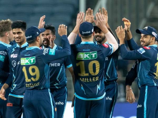  ఆరంభంలోనే..