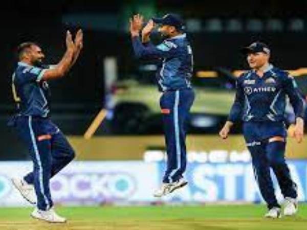 స్పిన్నర్లు చెలరేగినా..