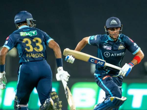 గుజ‌రాత్ 162-7