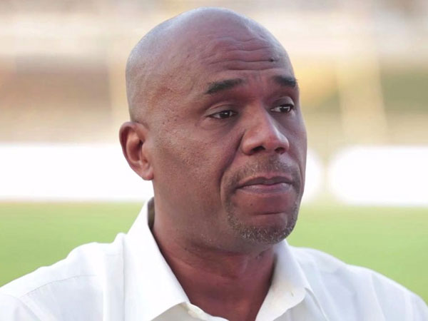 ప్లేఆఫ్స్ కష్టమే..