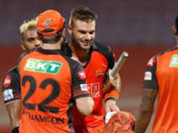 పంజాబ్ కింగ్స్‌పై చెలరేగిన బౌలర్లు..