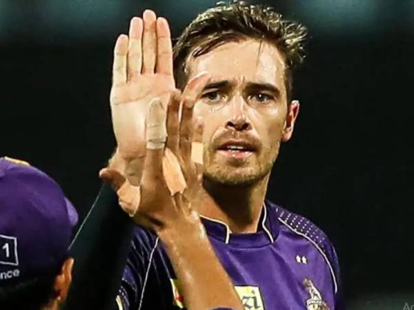 చేతులెత్తేసిన మిడిలార్డ‌ర్‌