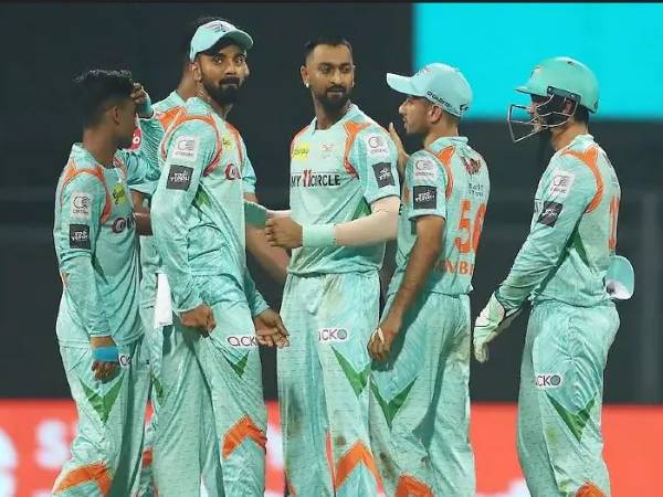 సిక్సుతో గెలిపించిన బ‌దోని