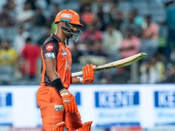 ఓపెనర్లుగా కేన్, అభిషేక్..