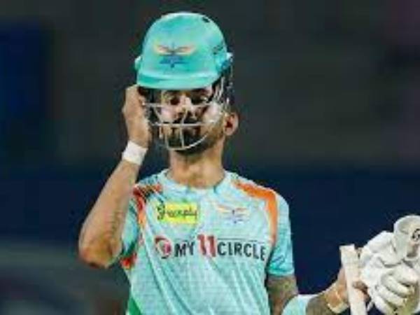 మనీష్ పాండే, స్టోయినీస్ ఔట్ మనీష్ పాండే, స్టోయినీస్ ఔట్