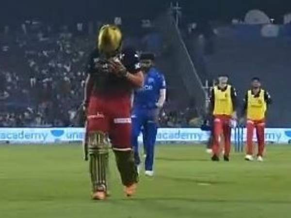 మెరిసిన యంగ్ క్రికెటర్లు..
