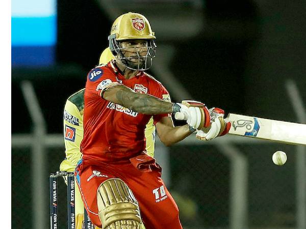 కేవలం 11పరుగులు చేస్తే..