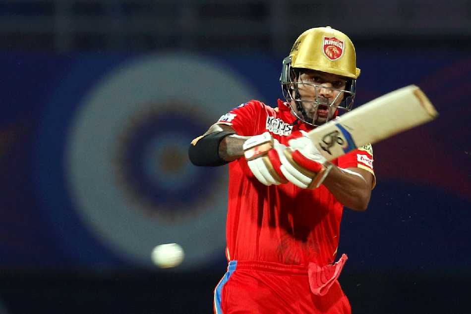 IPL 2022: Shikhar Dhawan is 7 fours away from completing 1000 fours in T20 cricket. IPL 2022: Shikhar Dhawan is 7 fours away from completing 1000 fours in T20 cricket.