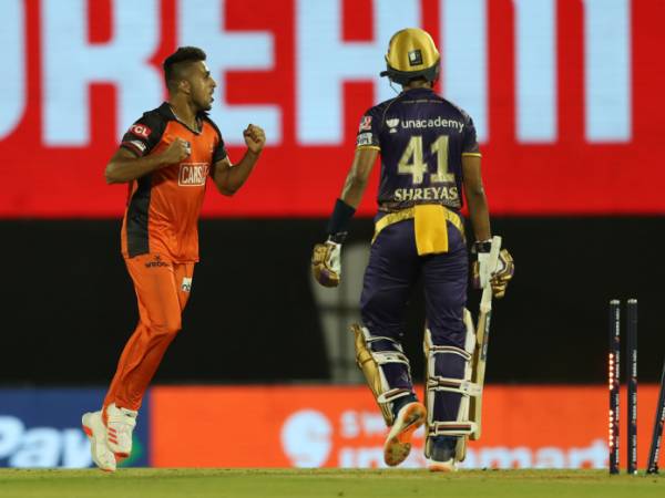  అప్పర్ కట్ కొట్టాలని..