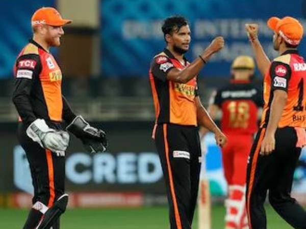  నటరాజన్ వర్సెస్ హార్దిక్ పాండ్యా