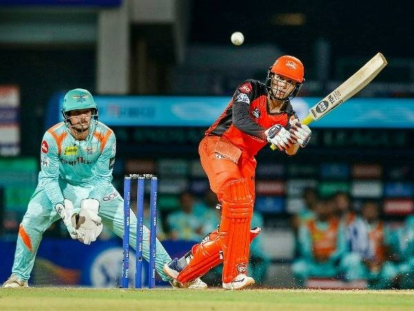 మైండ్ బ్లాక్ వరస్ట్ రికార్డ్స్