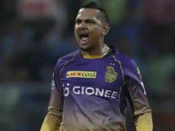 సంపాదనలోనూ సెంచరీ కొట్టాడు..