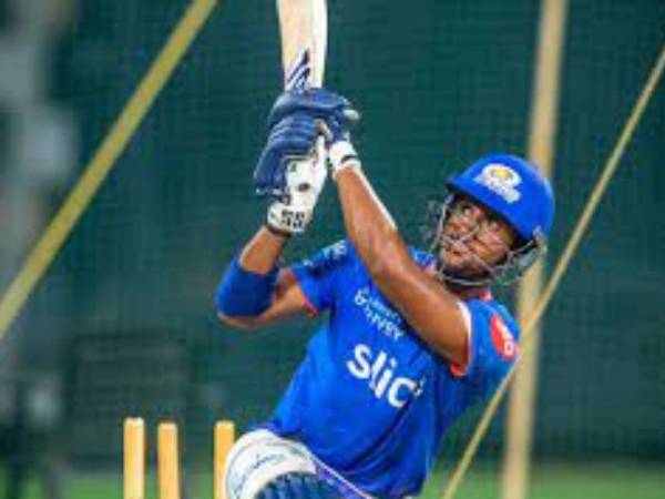  చెలరేగిన తెలుగోడు