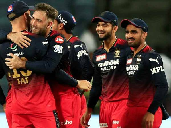 ముంబై చేతిలో ఆర్‌సీబీ భవితవ్యం..