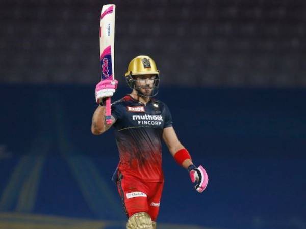 హసరంగా పాంచ్ పటాకా..