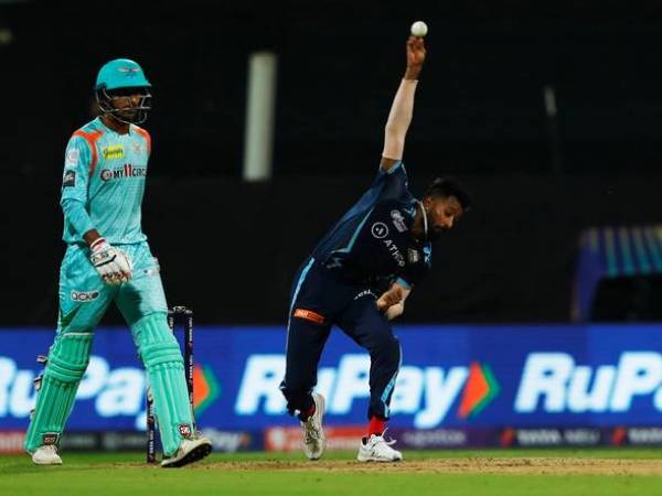  తొలి ఇన్నింగ్స్‌లో హాఫ్ సెంచరీతో రాణించిన శుభ్‌మాన్