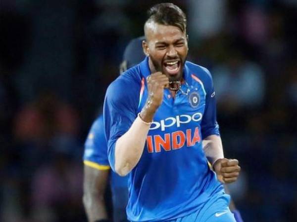 మహిళలను కించపరిచే వ్యాఖ్యలు..