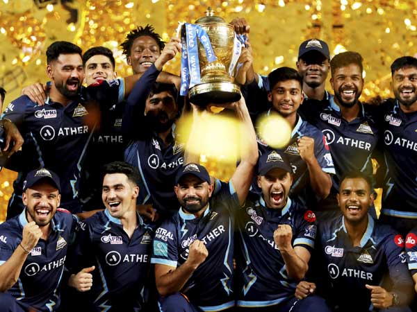 ఒకరిద్దరి మీద ఆధారపడే జట్టు కాదు 