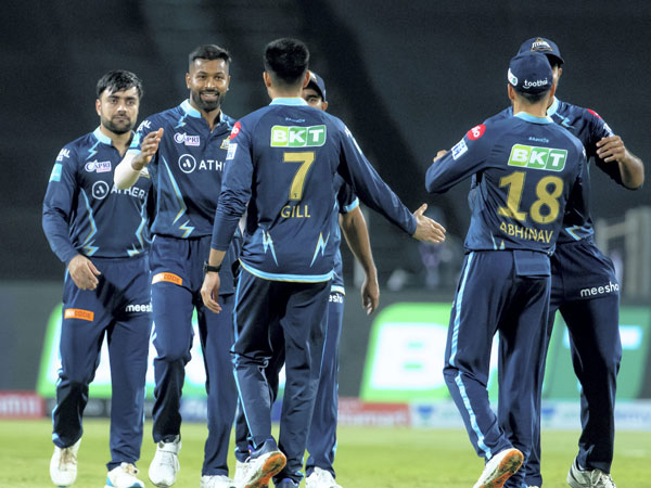 శతృదుర్భేద్యంగా..