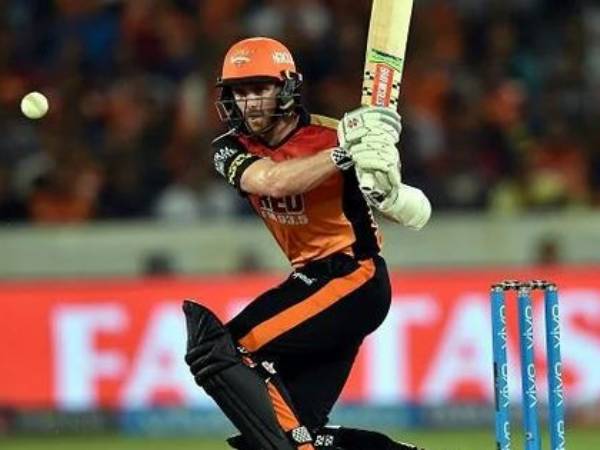  పూరన్ మంచి షాట్లు ఆడగలడు