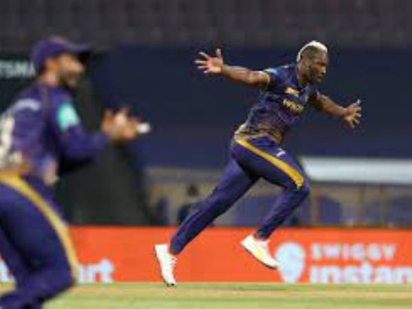 అంతకుముందు రాణించిన కోల్‌కతా టాపార్డర్