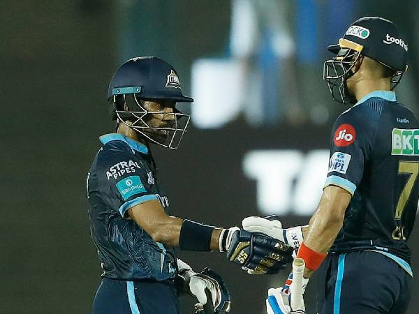 అత్యుత్తమ జట్టుపై అద్భుత బౌలింగ్