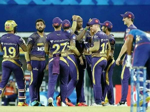  కోల్‌కతా నైట్ రైడర్స్ : 12 మ్యాచ్‌లలో 10 పాయింట్లు 