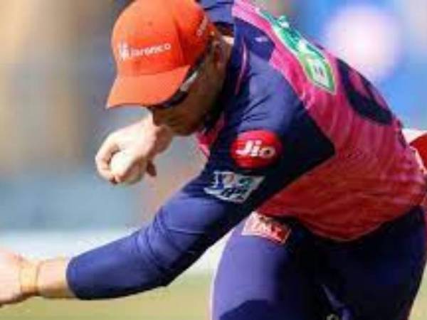 జోస్ బట్లర్ స్టన్నింగ్ క్యాచ్