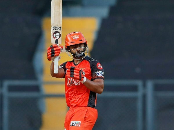 ఆ మూడు జట్లు ఓడితేనే..