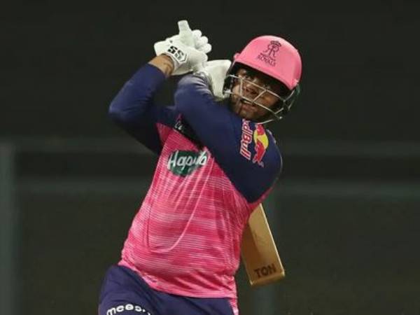 షిమ్రాన్ హిట్‌ మైర్..