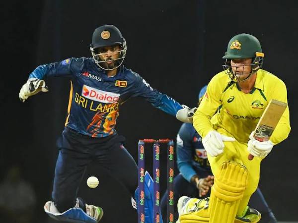 అలెక్స్ కెరీ చివరి వరకు నిలబడ్డంతో..