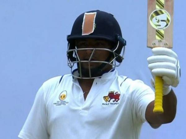 ముంబై ఇన్నింగ్‌లో..