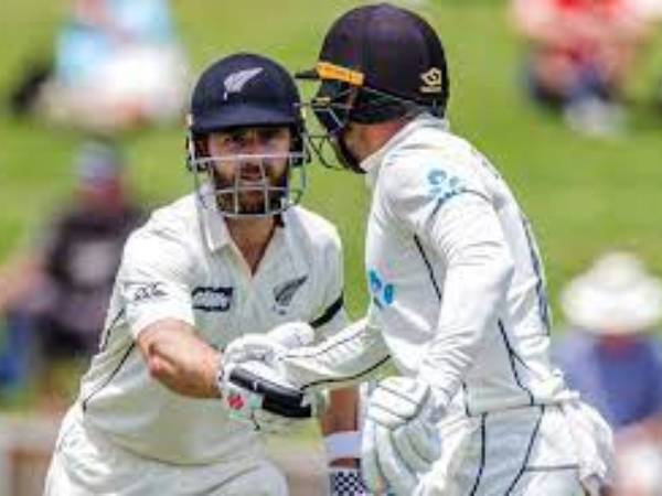 వరుసగా మూడు స్థానాల్లో..