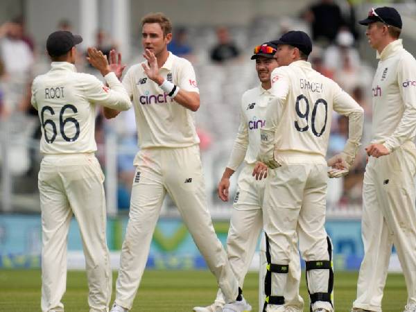 అట్టడుగు స్థానంలో ఇంగ్లాండ్