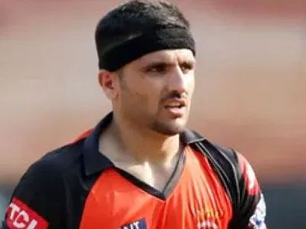 ఫజల్హాఖ్ ఫరూఖీ