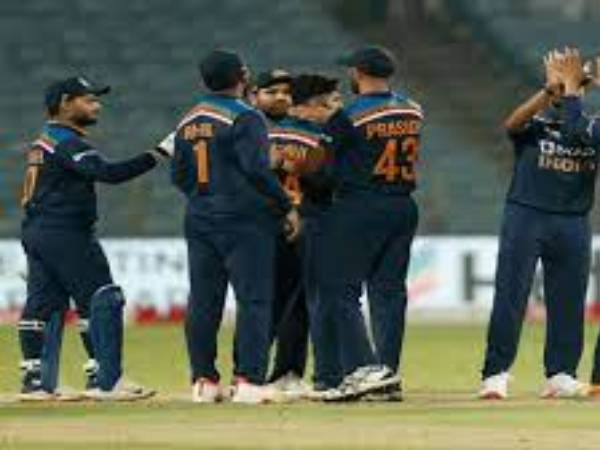 మూడో వన్డేలో అదే దూకుడు.. మూడో వన్డేలో అదే దూకుడు..