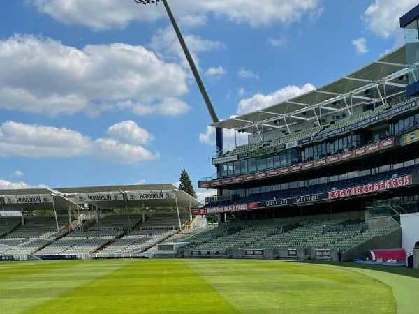 అరగంట ముందే మ్యాచ్..