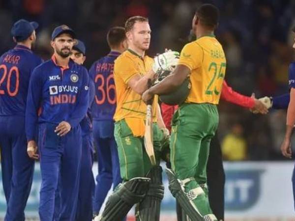 ప్లేయర్లు చేరుకునే వీలున్న మైలురాళ్లు